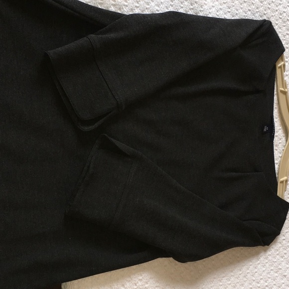 Super comfortable versatile charcoal gray size 12 Lands’ End dress. - Picture 6 of 7